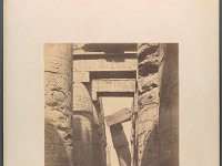 Kat-Nr.620  Kat-Nr.620- Photobestand Hohnhorst, Bezeichnet: ZL III 1836, ZL III 1796/1854: 1894/5, 59 Photographien mit Ansichten von Ortschaften, Bauwerken u.s.w. in Ägypten, Vermächtnis der Frau Baronin v. Hohnhorst hieselbst, Beschriftung Hohnhorst: Halle im Tempel von Karnak. : Repro: Jutta Streitfellner