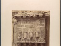 Kat-Nr.632  Kat-Nr.632-Photobestand Hohnhorst, Bezeichnet: ZL III 1811, ZL III 1796/1854: 1894/5, 59 Photographien mit Ansichten von Ortschaften, Bauwerken u.s.w. in Ägypten, Vermächtnis der Frau Baronin v. Hohnhorst hieselbst, Beschriftung Hohnhorst: Arabisches Haus in Cairo : Repro: Jutta Streitfellner